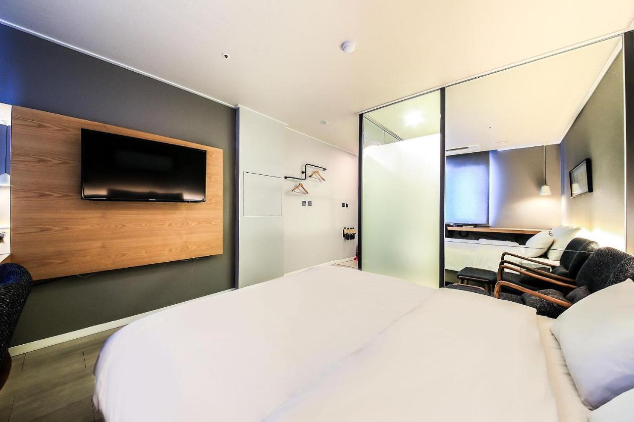 Seoul Business Blvd Hotel Ora Buitenkant foto