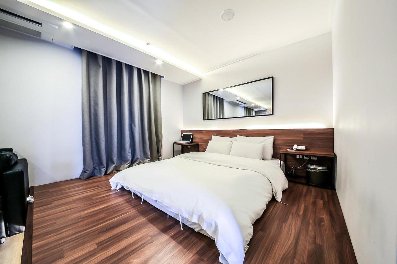 Seoul Business Blvd Hotel Ora Buitenkant foto