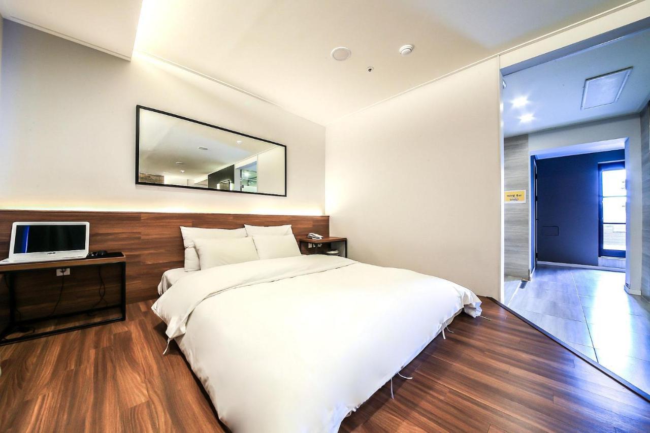 Seoul Business Blvd Hotel Ora Buitenkant foto