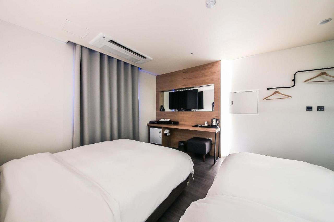 Seoul Business Blvd Hotel Ora Buitenkant foto