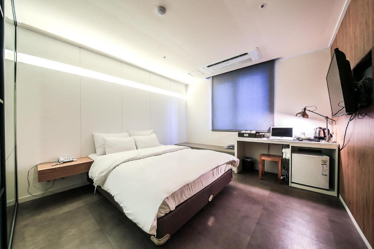 Seoul Business Blvd Hotel Ora Buitenkant foto